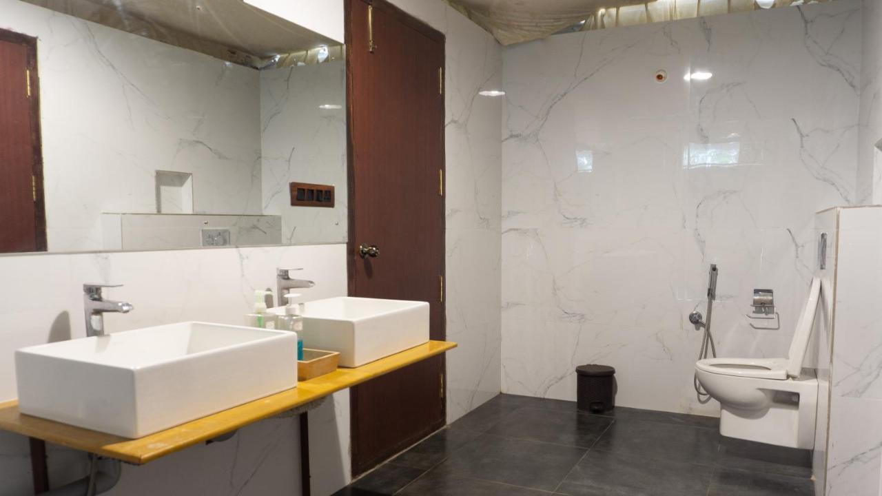 16 Bedouin Hotel Hosūr Kültér fotó