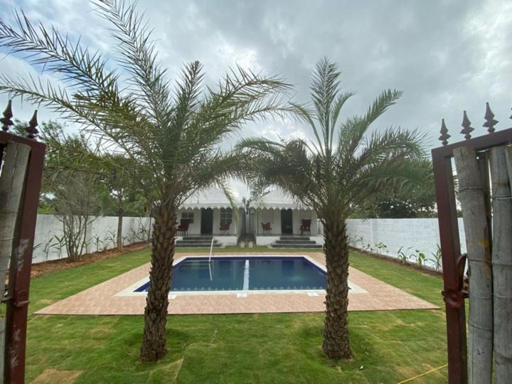 16 Bedouin Hotel Hosūr Kültér fotó